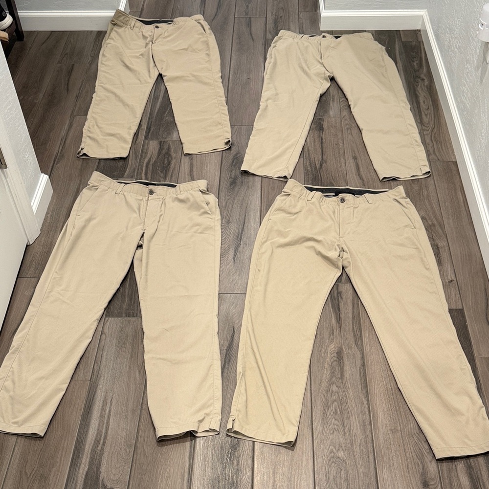 Under Armour Men's Khaki Chinos